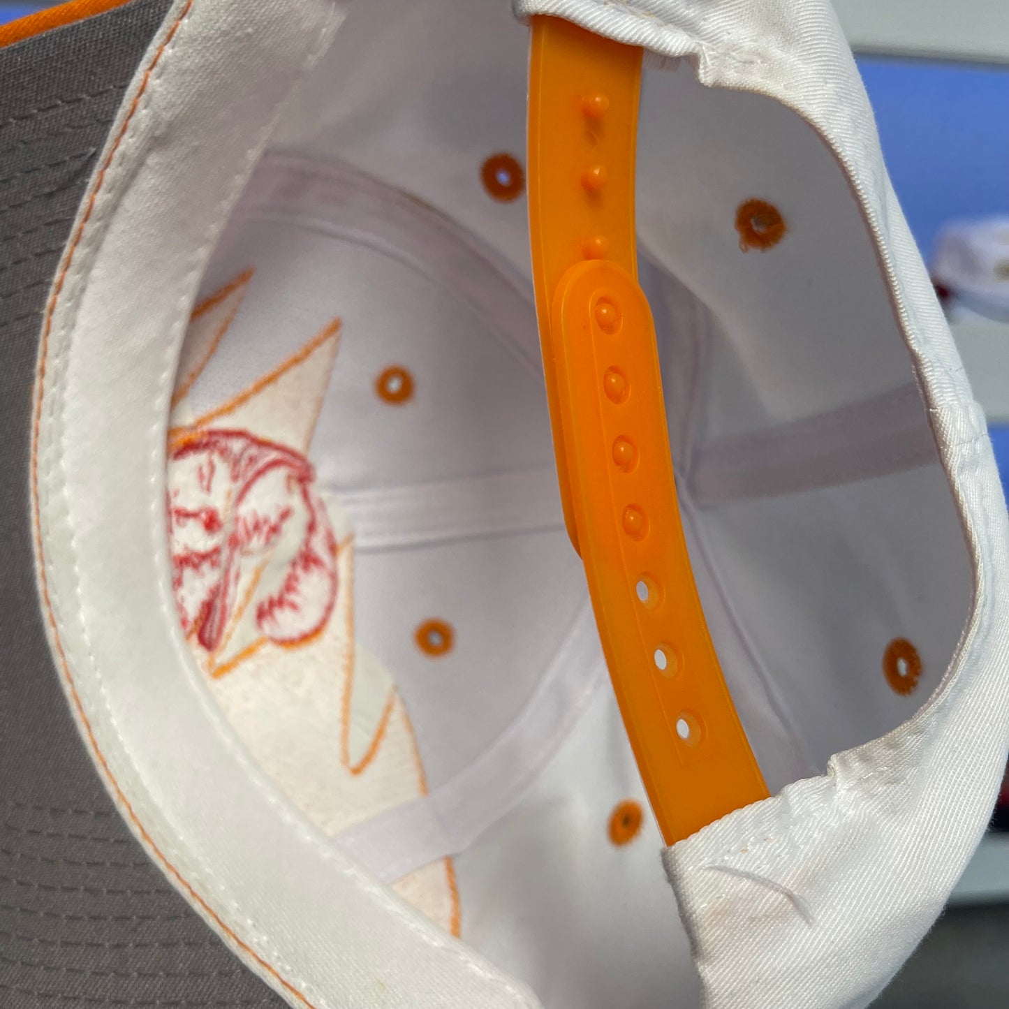 Vintage Tampa Bay Buccaneers Logo 7 Shark Tooth Twill Snap Back Dead Stock New