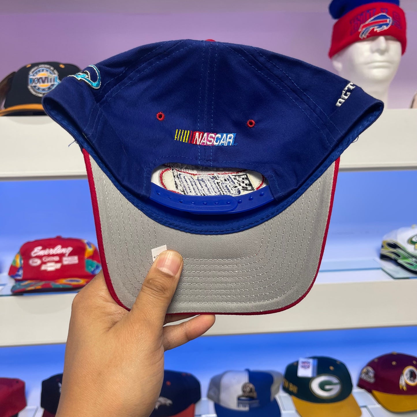 Vintage NASCAR Checker Auto Parts 500 Snap Back