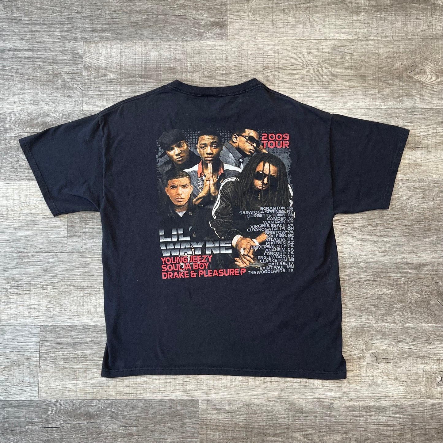 Vintage 2009 Lil Wayne AM Tour Rap Tee Drake Young Jeezy Pleasure P Soulja Boy Size Large