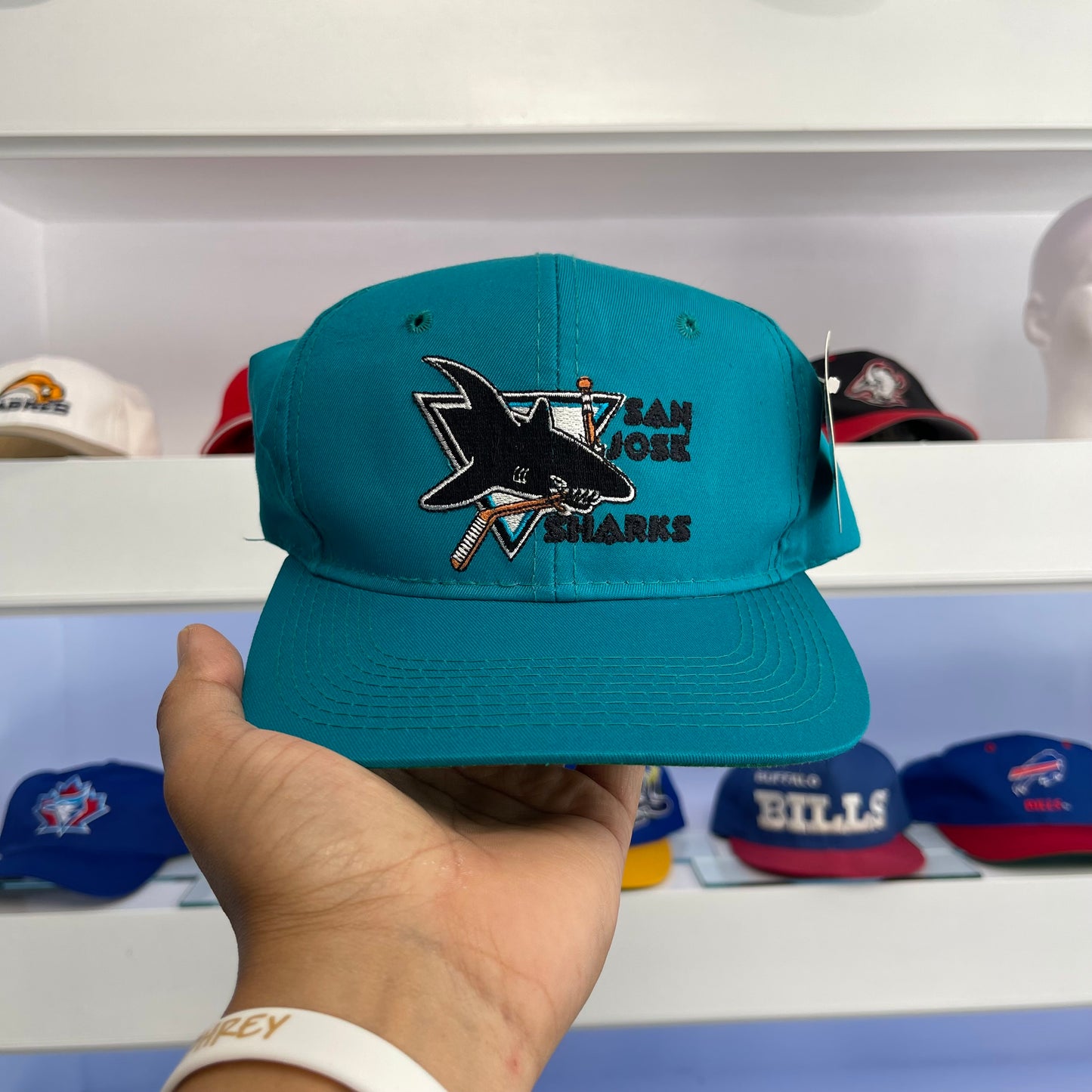 Vintage 1990s NHL San Jose Sharks Twill Snap Back