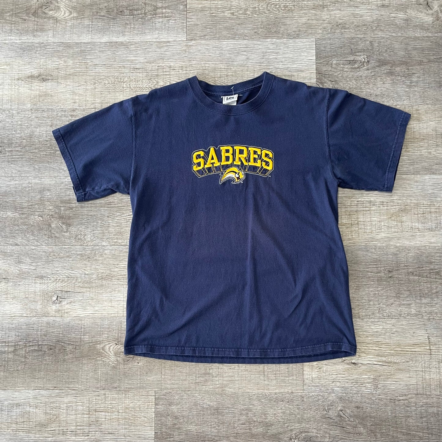 Vintage 2000s Buffalo Sabres Shirt Size Large