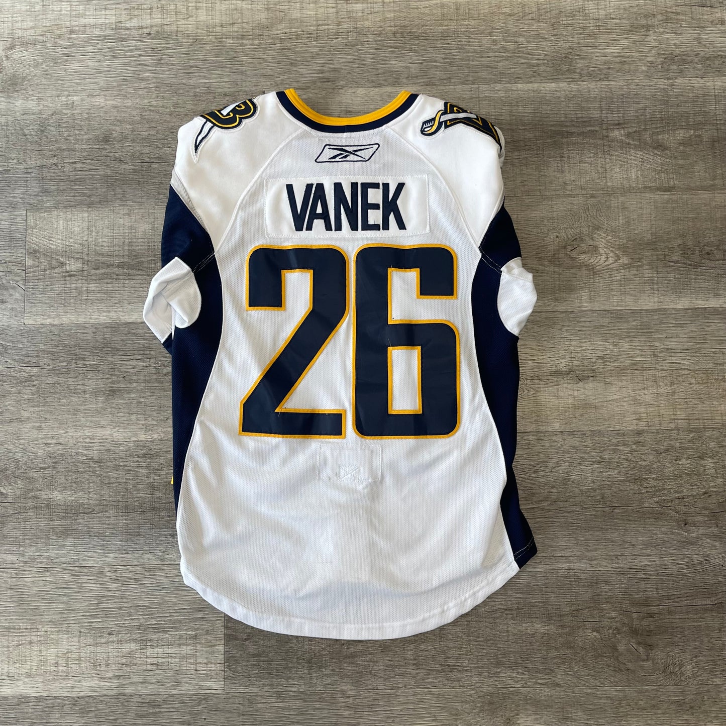 Vintage 2000s Thomas Vanek Buffalo Sabres Reebok Jersey Size 48