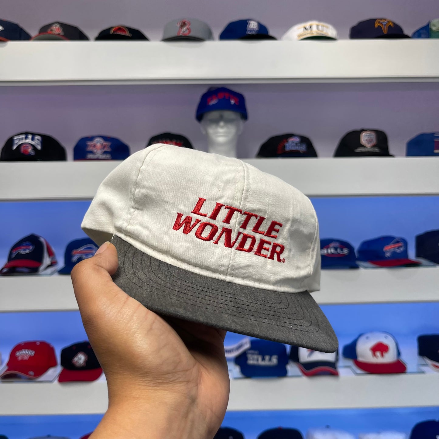 Vintage 1990s Little Wonder Snap Back