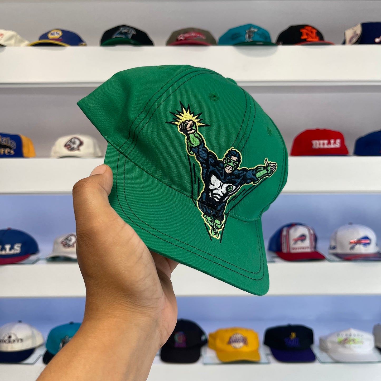 Vintage 1990s Green Lantern Six Flags Twill Snap Back