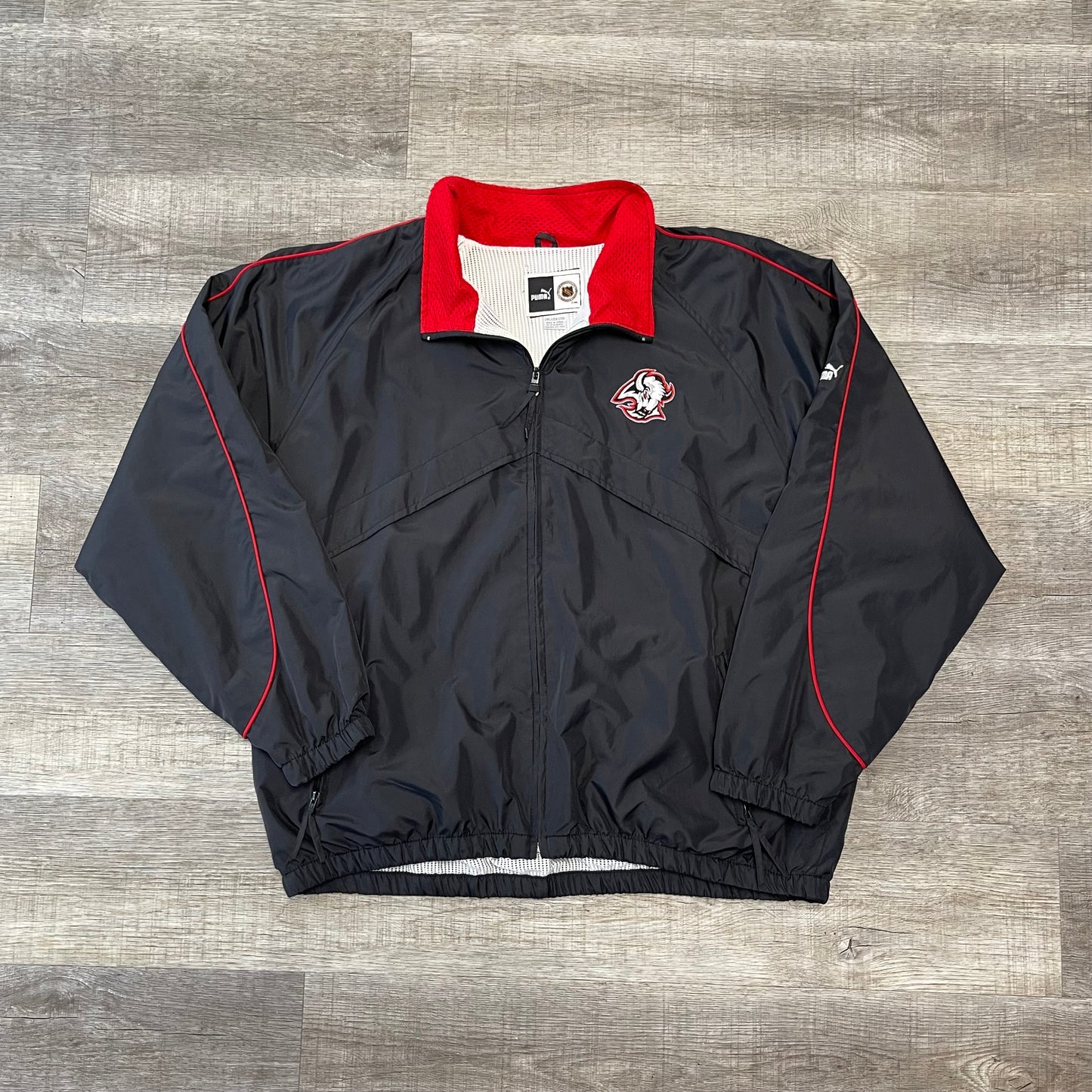 Vintage 1990s Buffalo Sabres Puma Goat Head Windbreaker Size XL