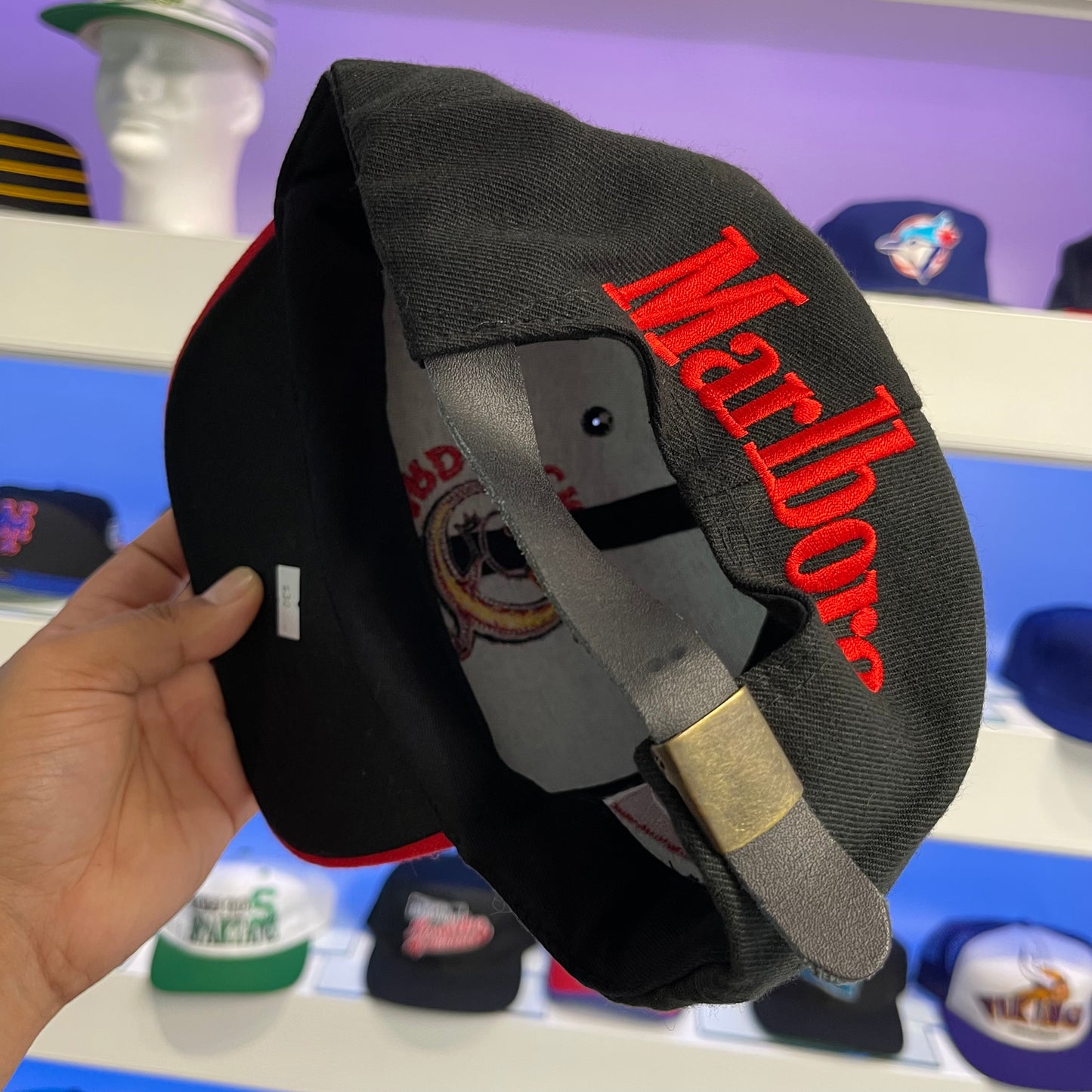 Vintage 90s Marlboro Snap Back
