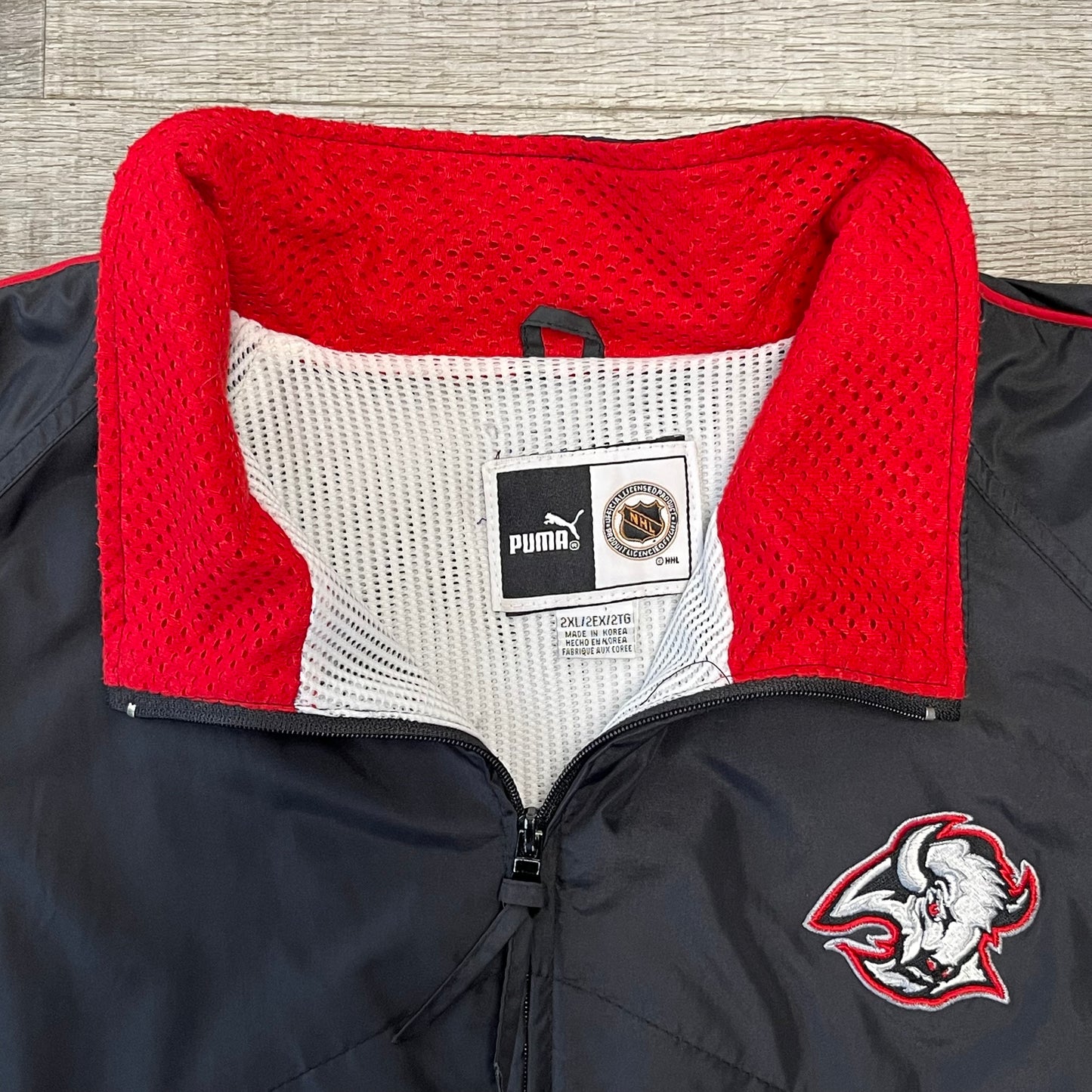 Vintage 1990s Buffalo Sabres Puma Goat Head Windbreaker Size XL
