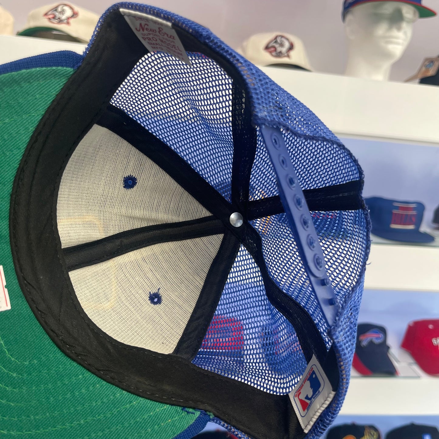 Vintage MLB Milwaukee Brewers Nylon Spring Training Snap Back
