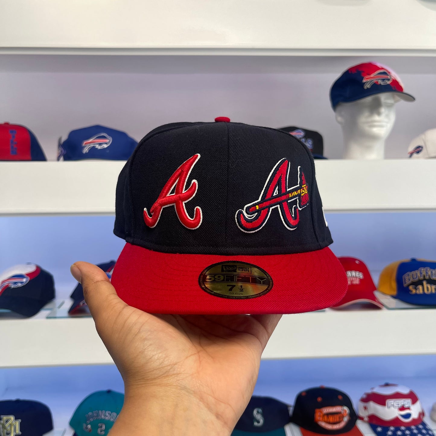 Vintage 2000s Atlanta Braves Fitted Size 7 5/8 New Era