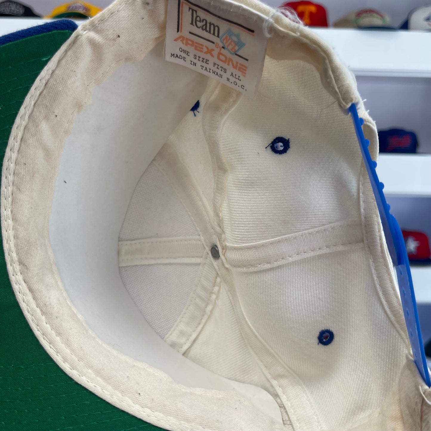 Vintage 1990s NFL Buffalo Bills APEX Snap Back