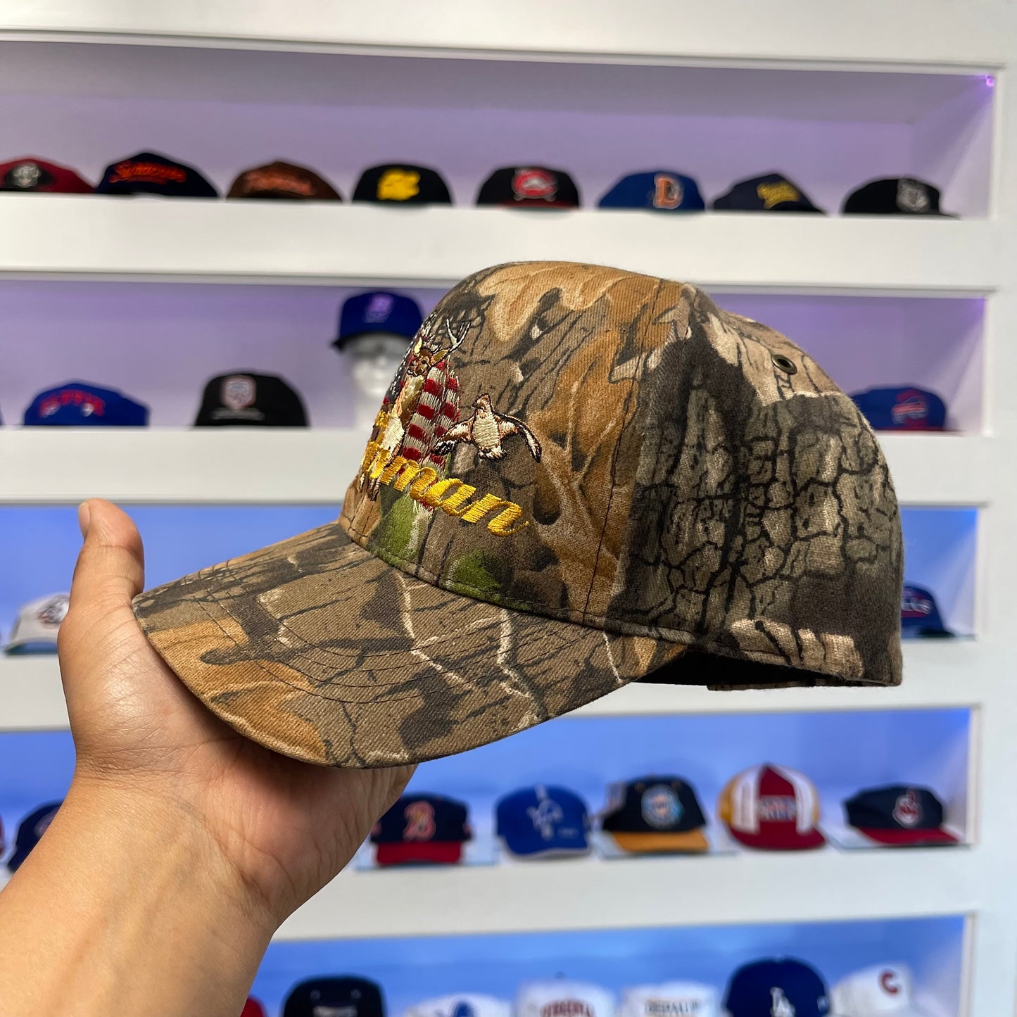 Vintage 1990s American Sportsman Camo Snap Back