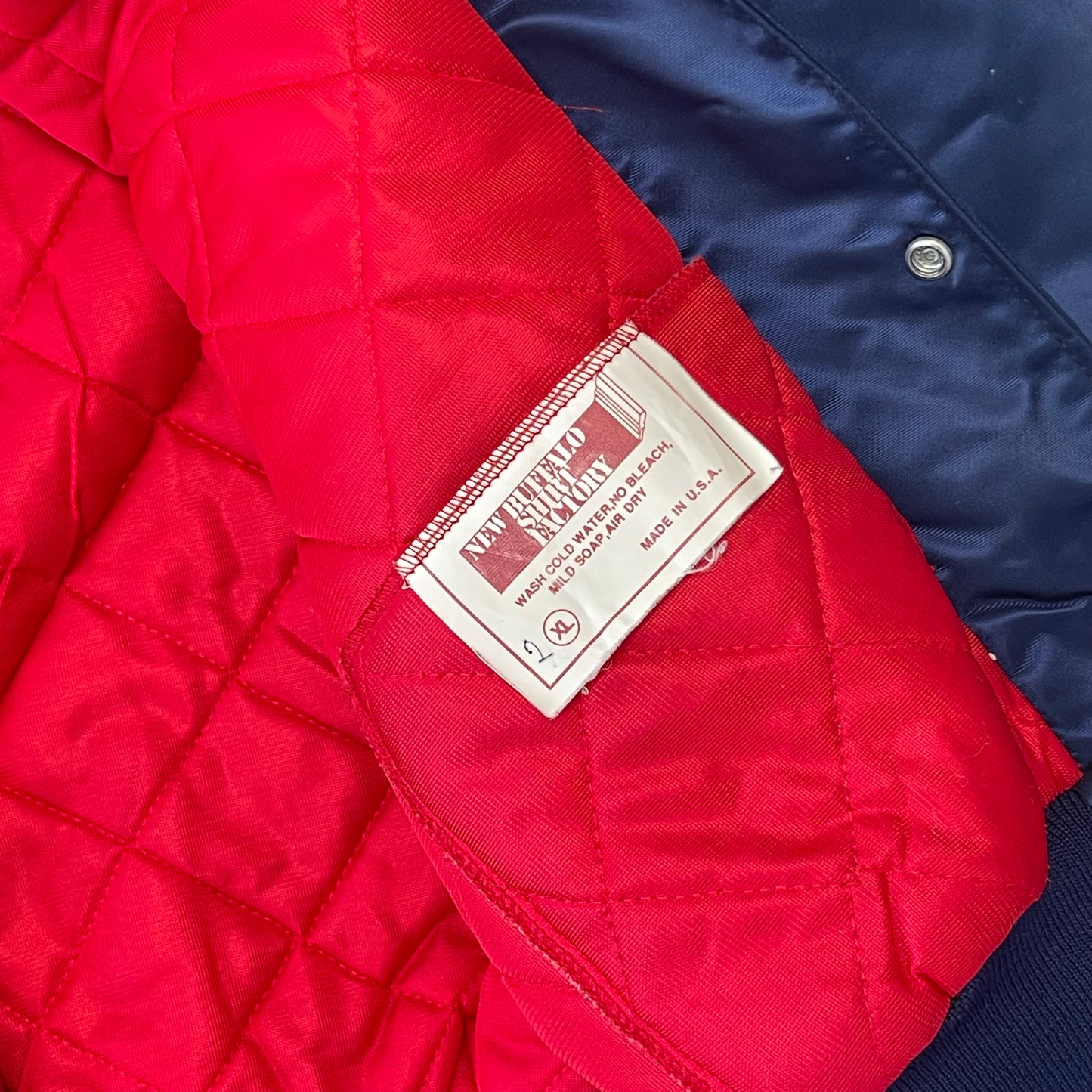Vintage Buffalo Bisons Satin Jacket Size XL