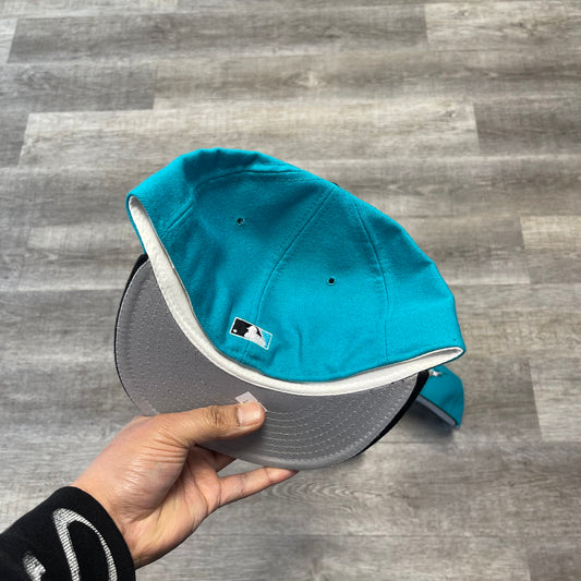 Vintage MLB Florida Marlins Fitted Size 7