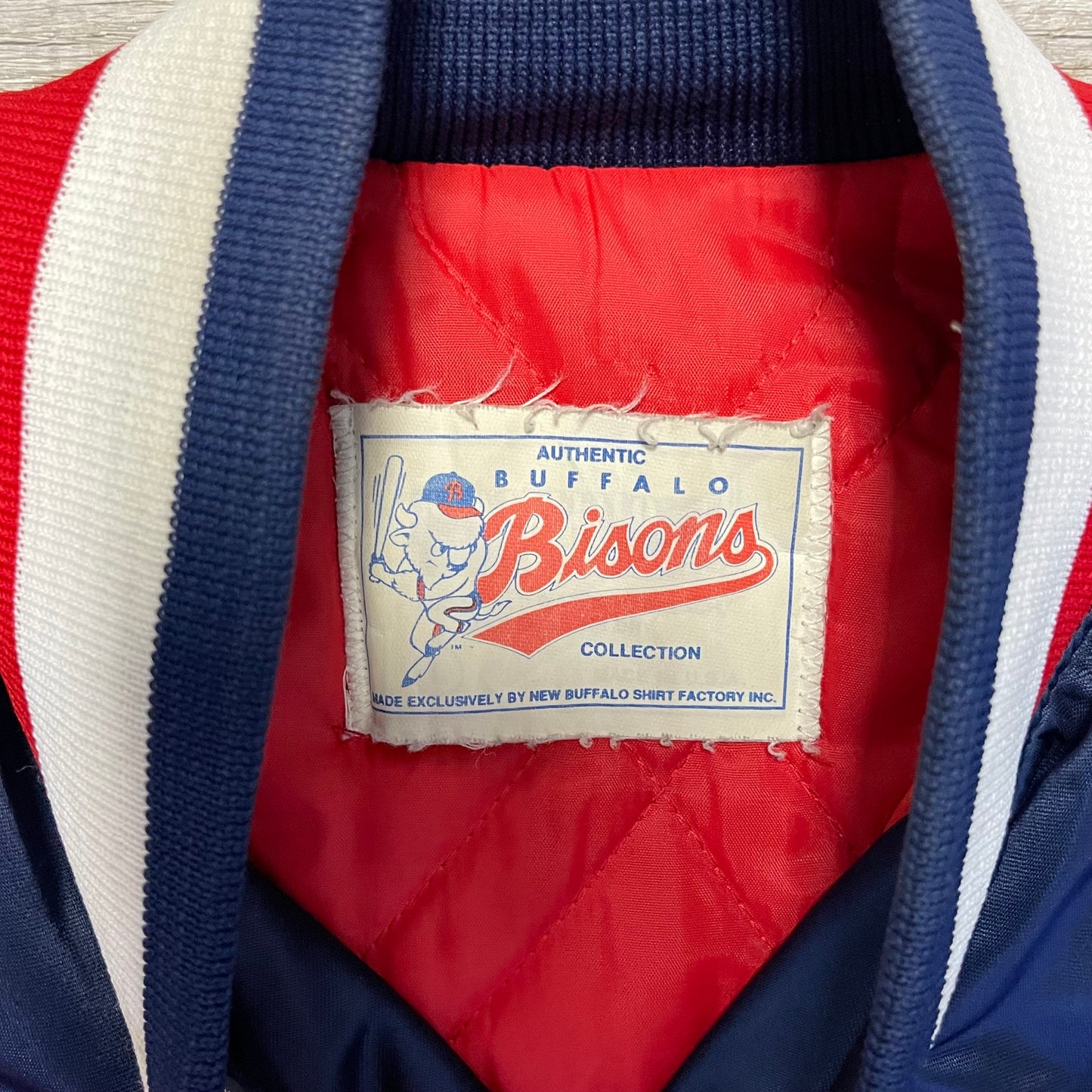 Vintage 1990s MiLB Buffalo Bisons Dugout Satin Jacket Size Large
