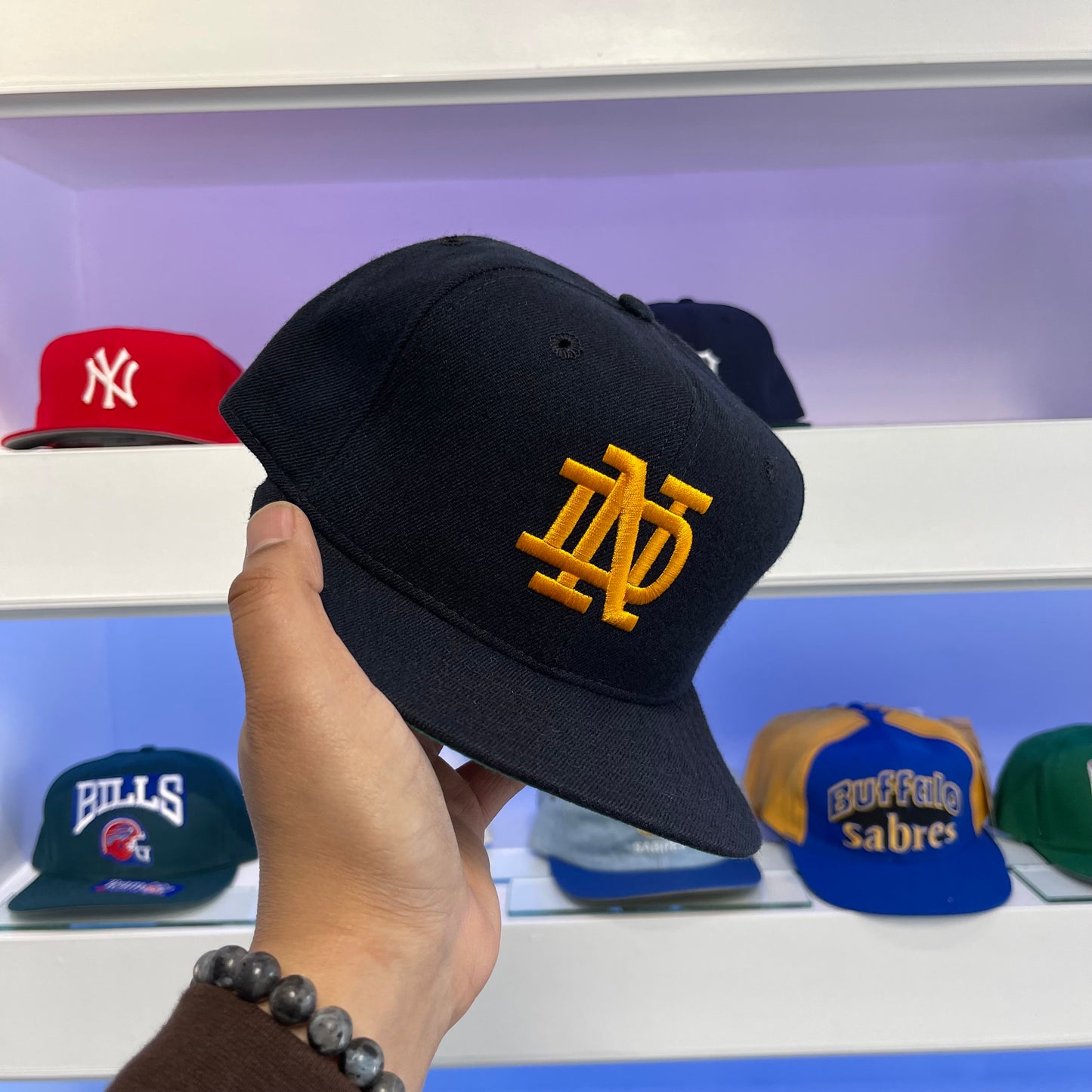 Vintage 1990s NCAA Notre Dame Fighting Irish New Era Wool Fitted Size 7 3/4