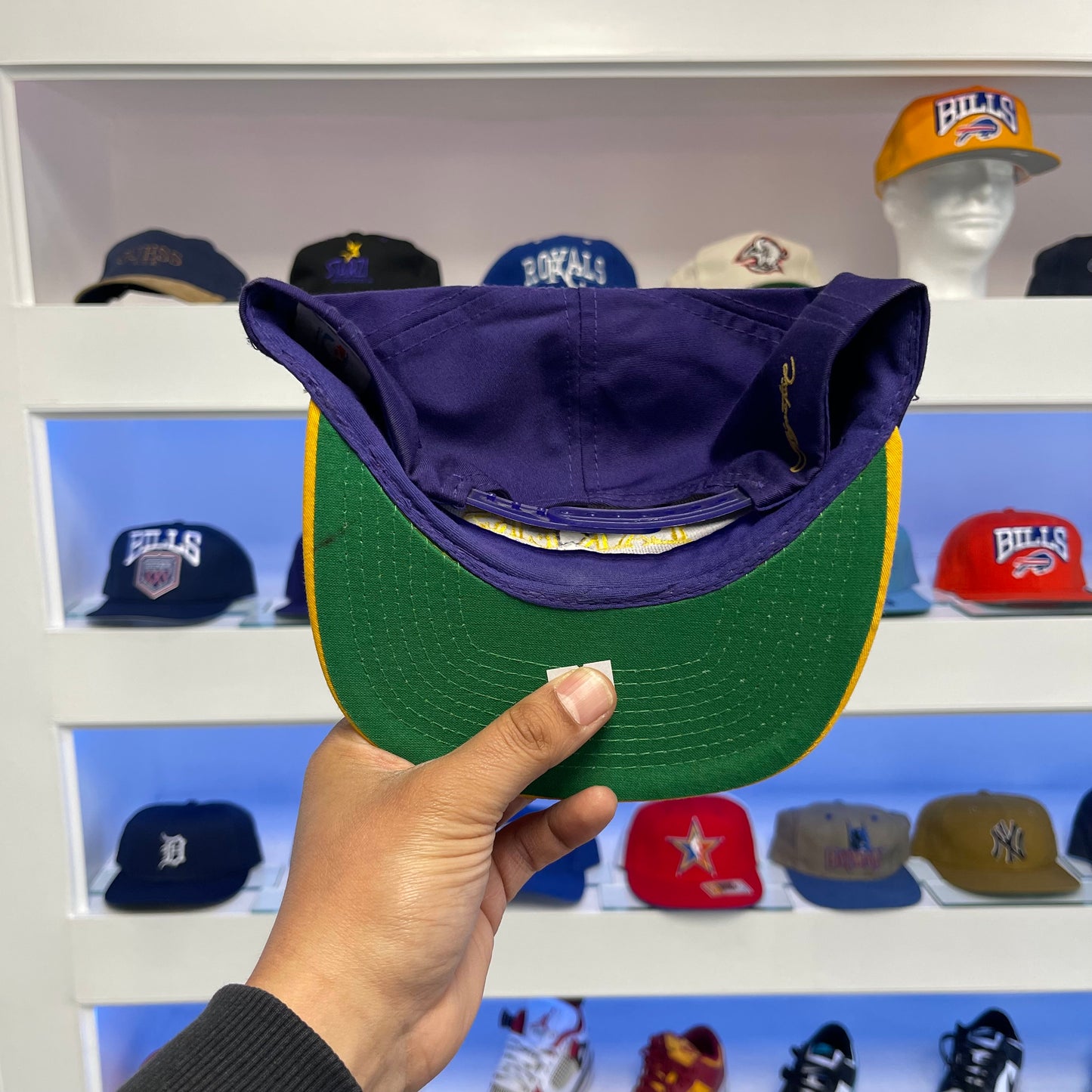 Vintage 1990s Los Angeles Lakers Twill Snap Back Dead Stock New