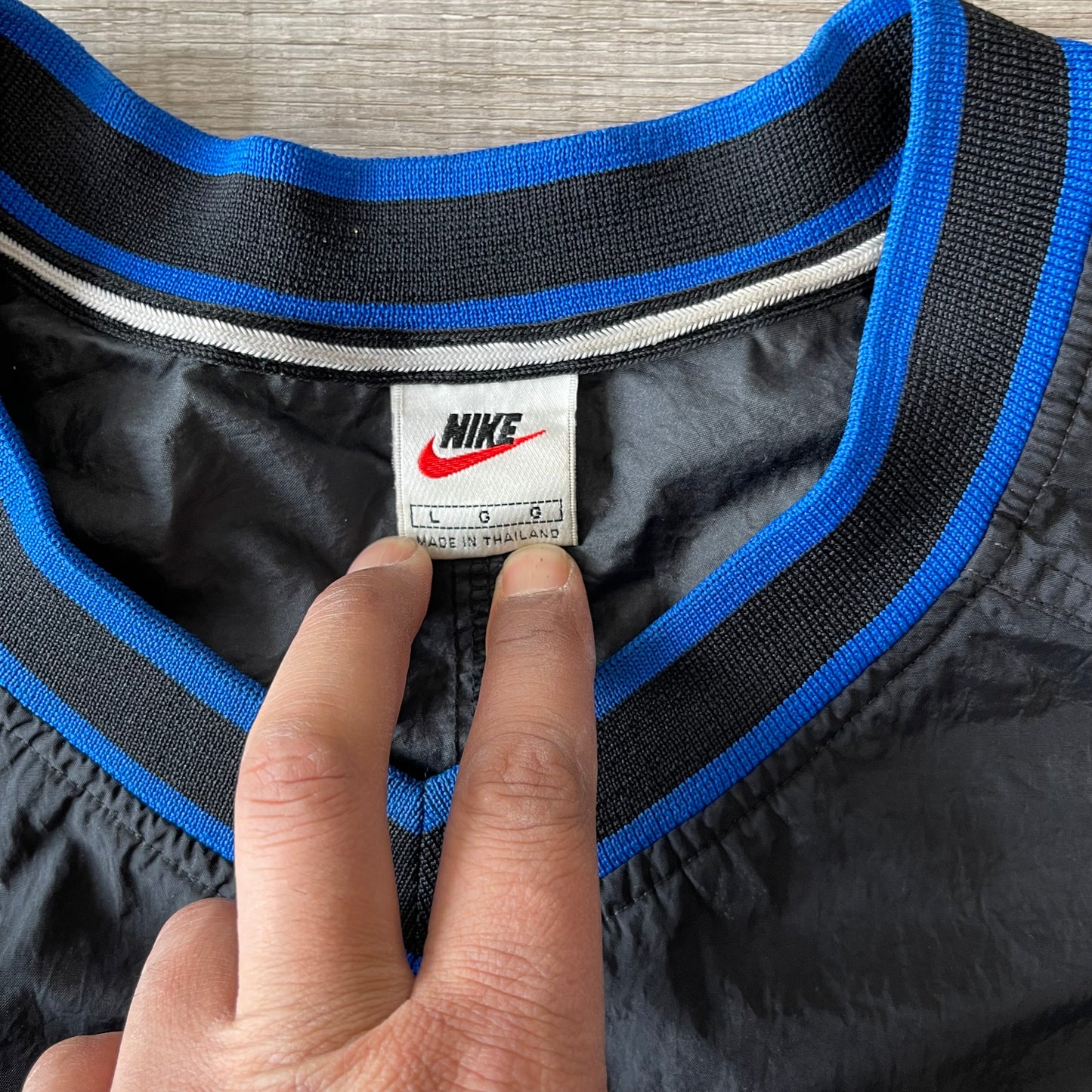 Vintage 1990s Nike Pouch Swoosh Pullover Size Large