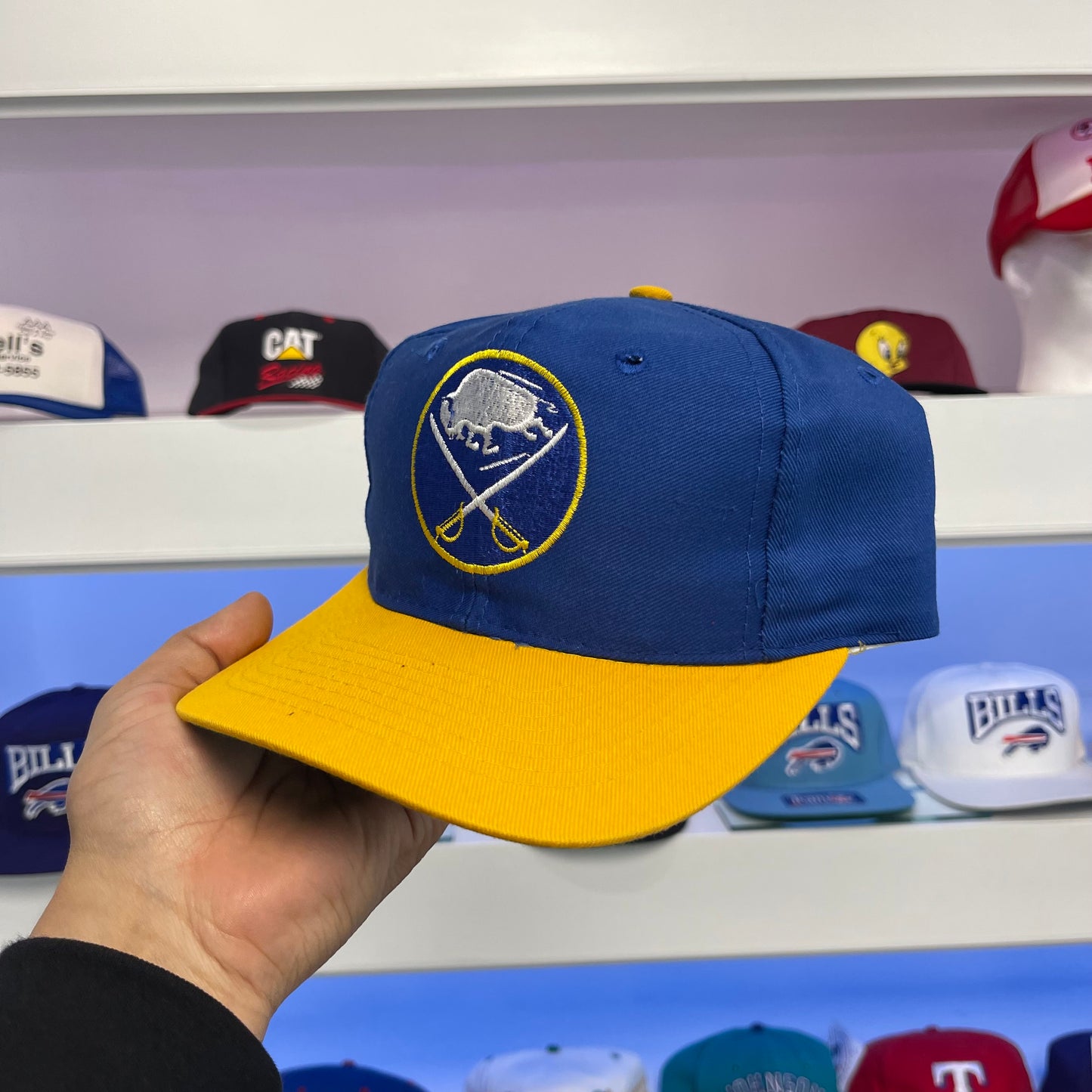 Vintage 1990s NHL Buffalo Sabres Snap Back