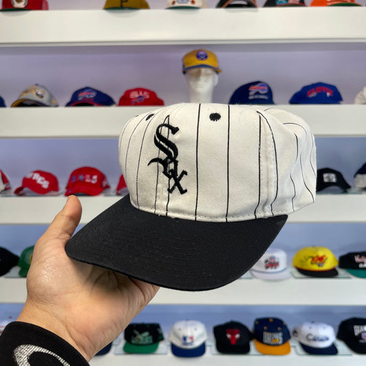 Vintage 1990s MLB Chicago White Sox Pin Stripe Snap Back