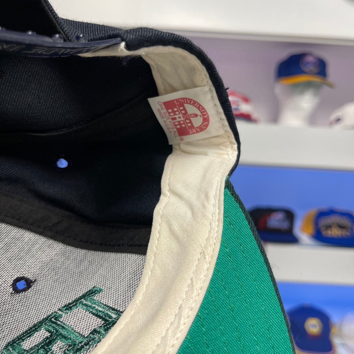 Vintage Norte Dame Fighting Irish Wool Snap Back