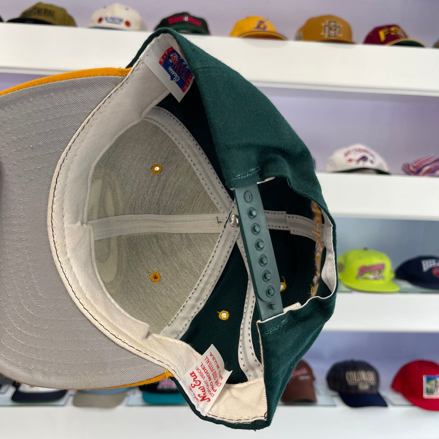 Vintage 1990s NFL Green Bay Packers Wool Snap Back