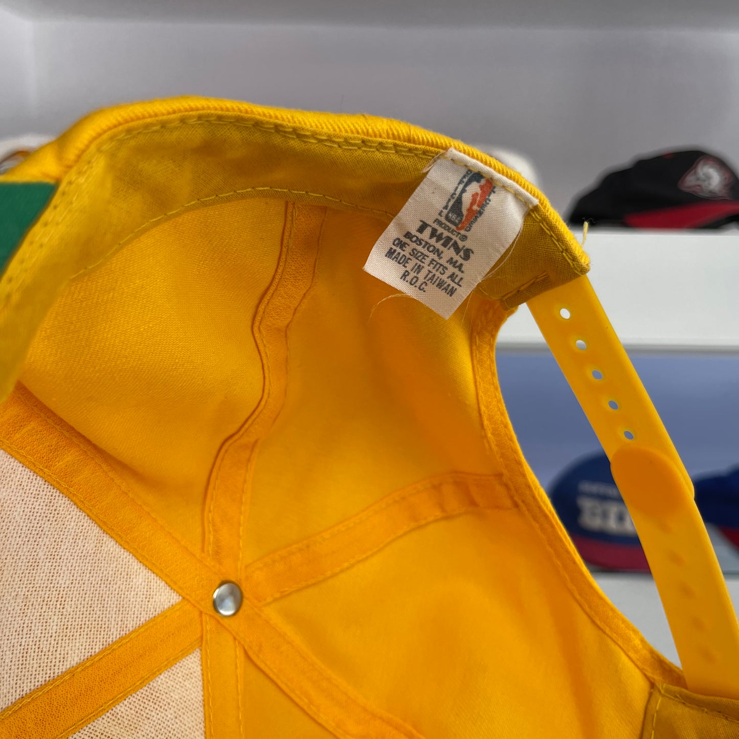 Vintage 1990s NBA Los Angeles Lakers Twill Snap Back