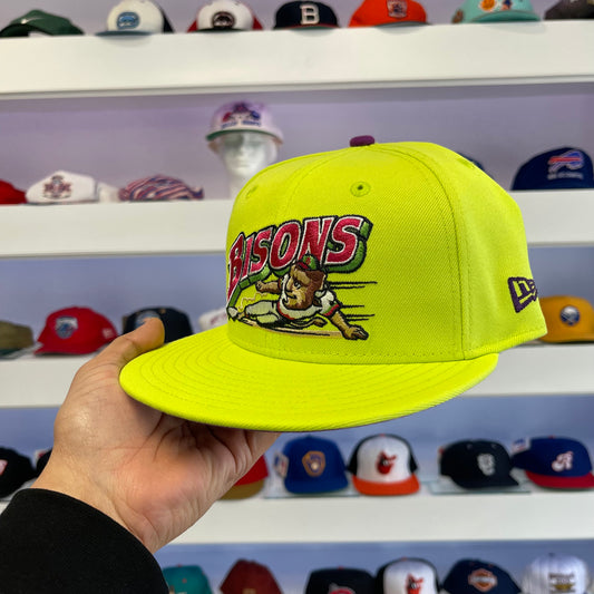 Exclusive MiLB Buffalo Bisons Sliding Logo Fitted Size 8