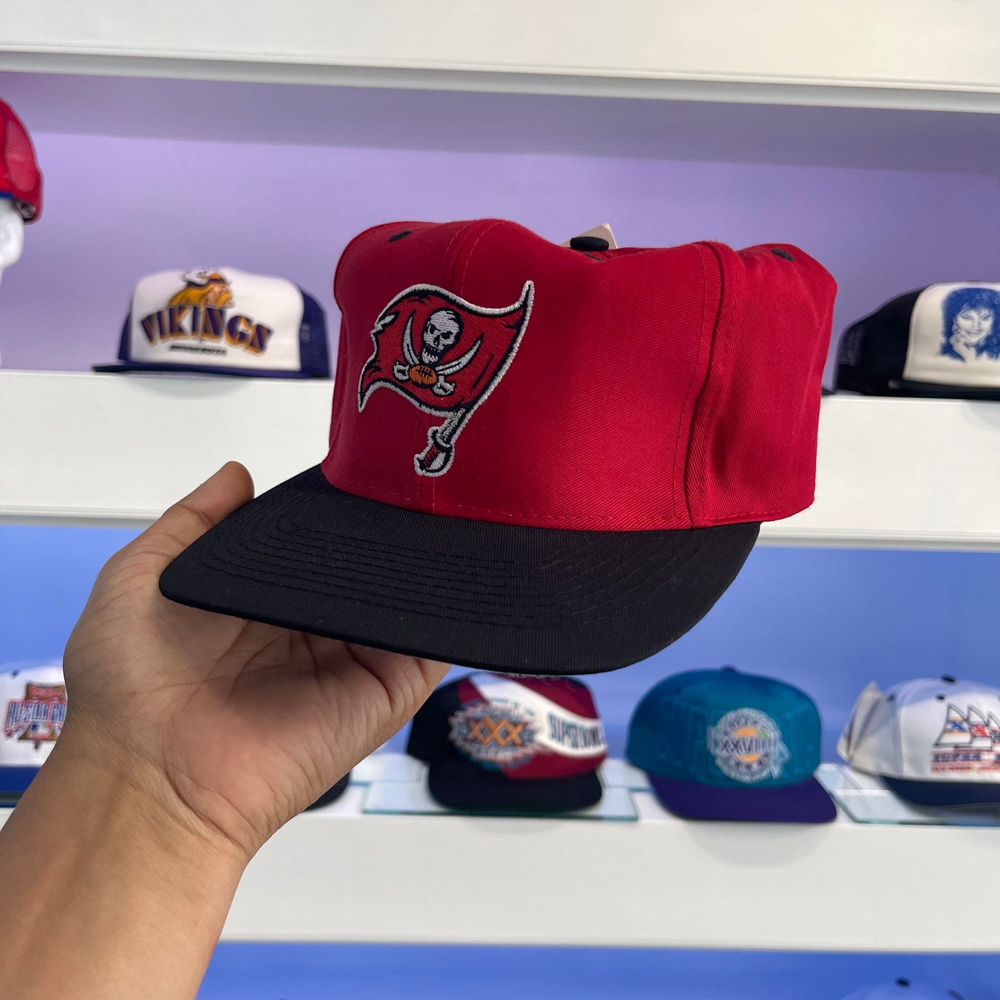 Vintage 1990s Tampa Bay Buccaneers Twill Snap Back