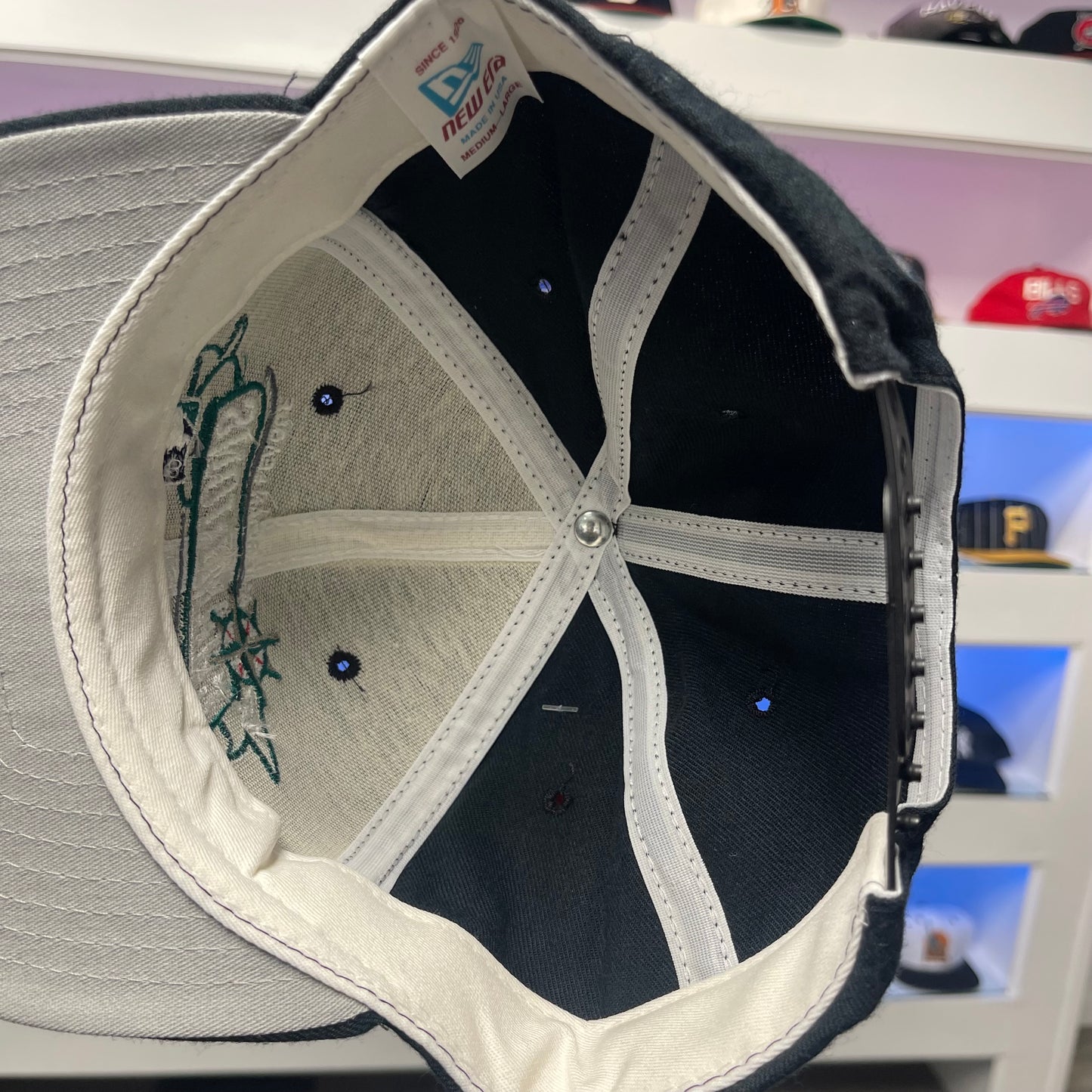 Vintage 1997 MLB Seattle Mariners AL West Champions Wool Snap Back