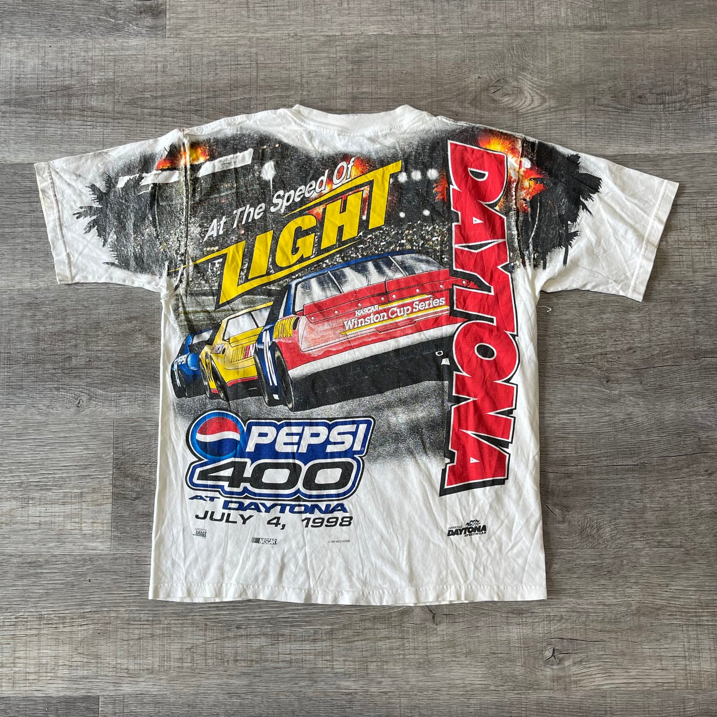 Vintage NASCAR Pepsi 400 'At The Speed Of Light' White T-shirt XL Daytona First Night Race