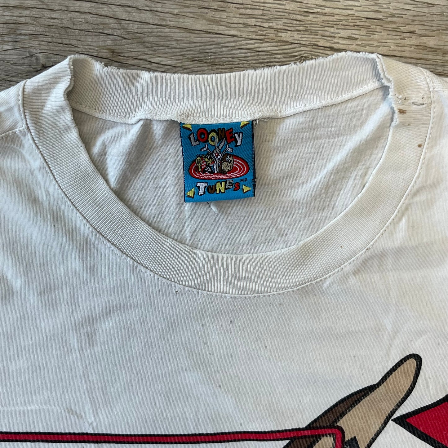 Vintage 1995 Looney Tunes Wilie E Coyote Warner Bros T Shirt Size Medium