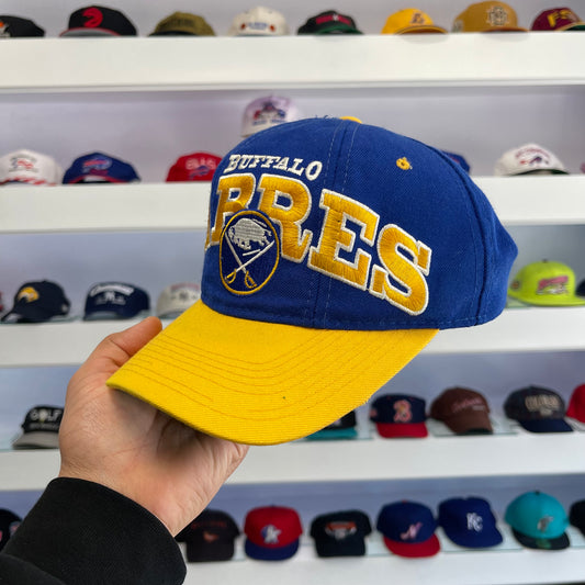 Vintage 1990s NHL Buffalo Sabres Starter Snap Back