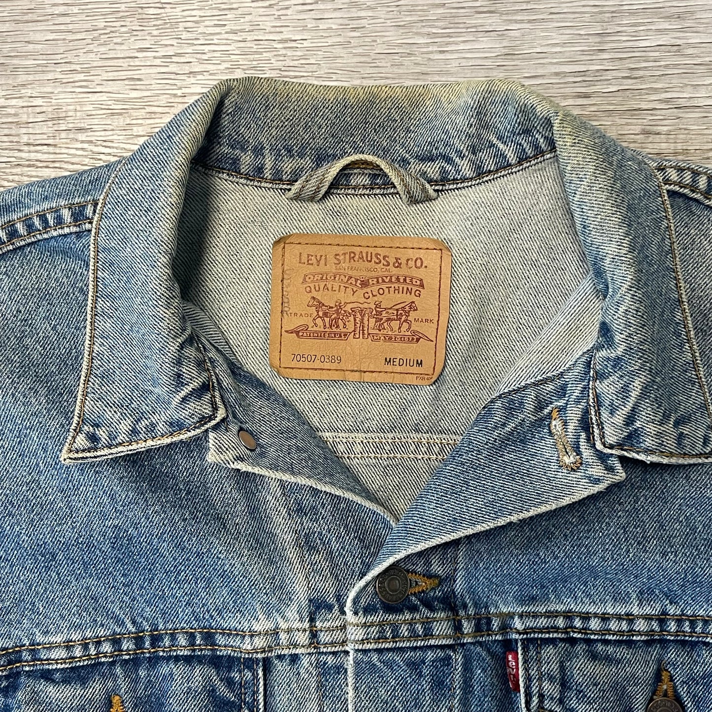 Vintage Levi’s Denim Jacket Size Medium