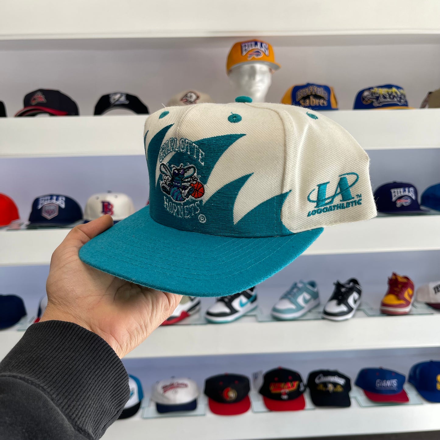 Vintage 1990s Charlotte Hornets Logo Athletic Shark Tooth Wool Snap Back