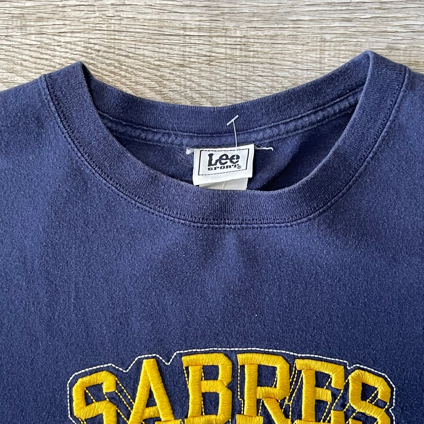 Vintage 2000s Buffalo Sabres Shirt Size Large