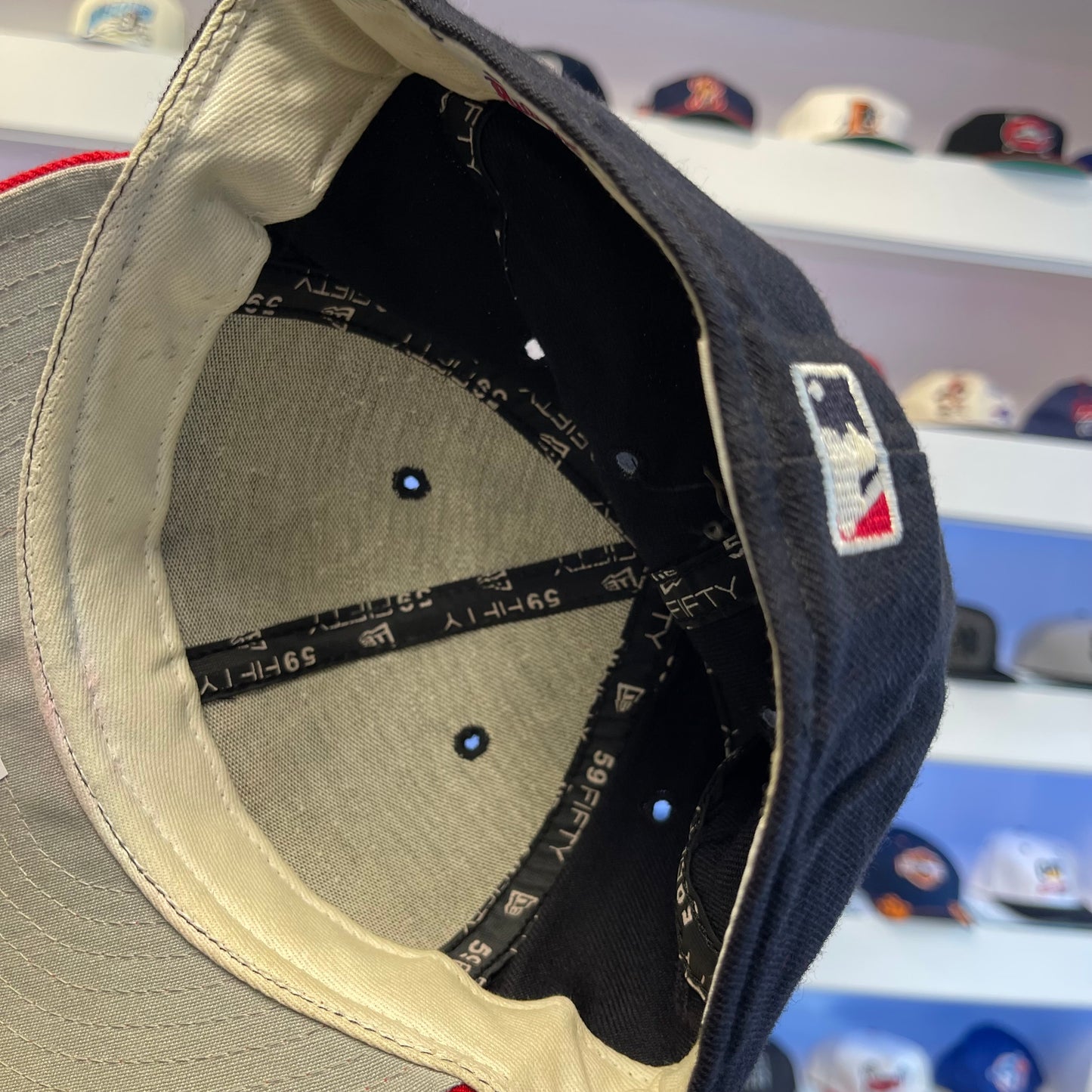 Vintage MLB Cleveland Indians Chief Wahoo Fitted Size 7 5/8