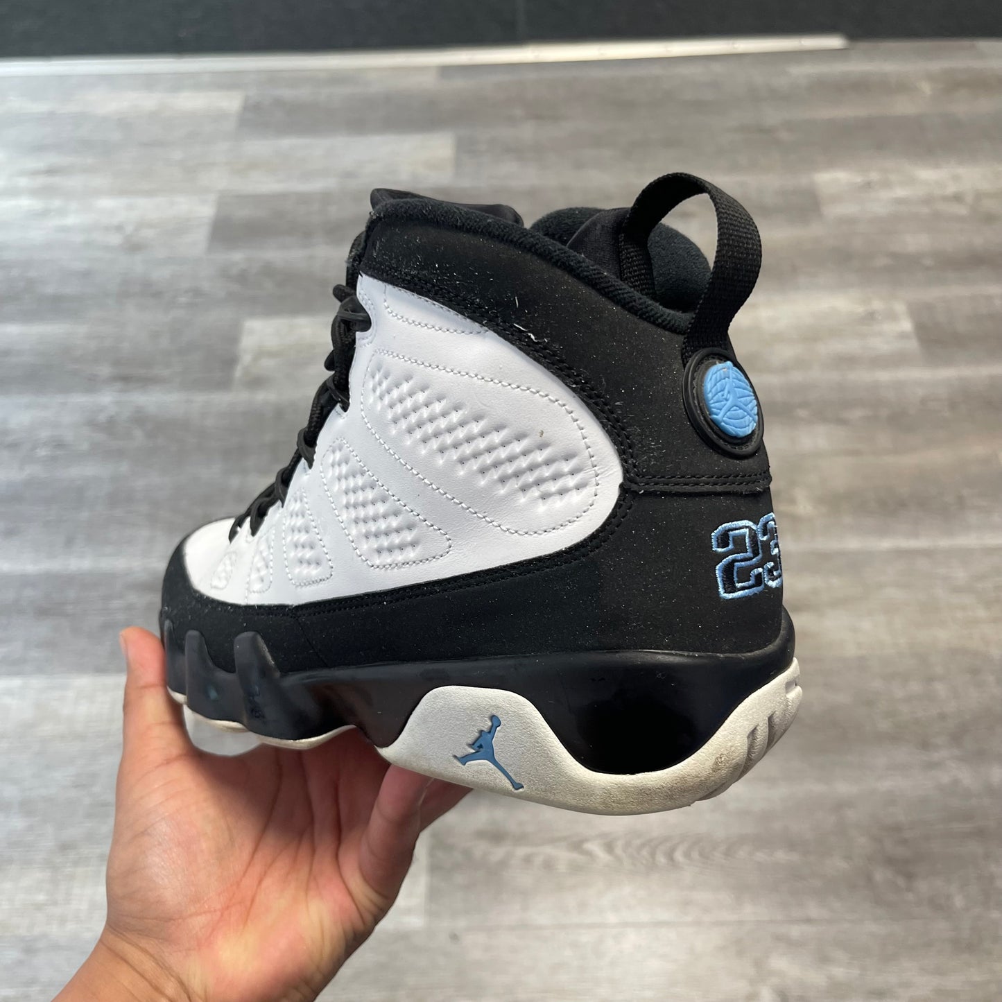 Jordan 9 University Blue Size 10