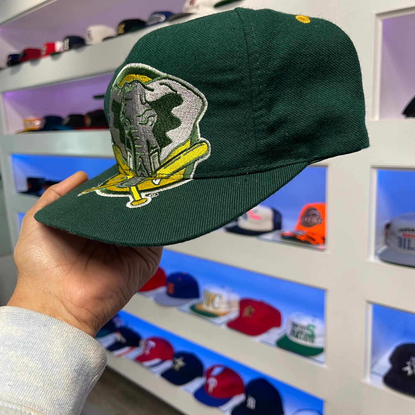 Vintage 1990s Oakland Athletics Big Logo Snap Back