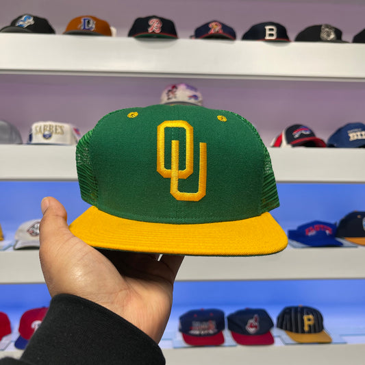 Vintage NCAA Oregon Ducks Mesh Snap Back