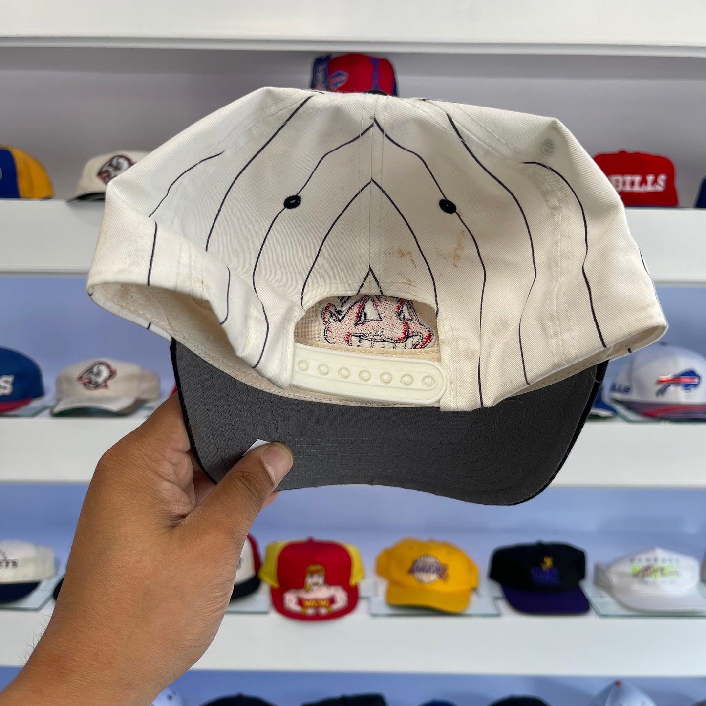 Vintage 1990s Cleveland Indians Pin Stripe Twill Snap Back