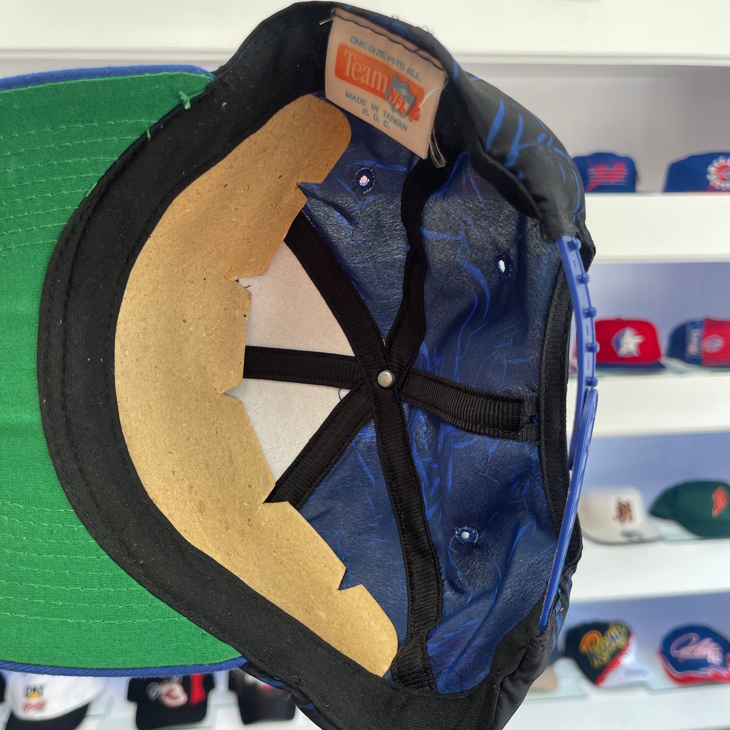 Vintage 1990s NFL Buffalo Bills Black Snap Back