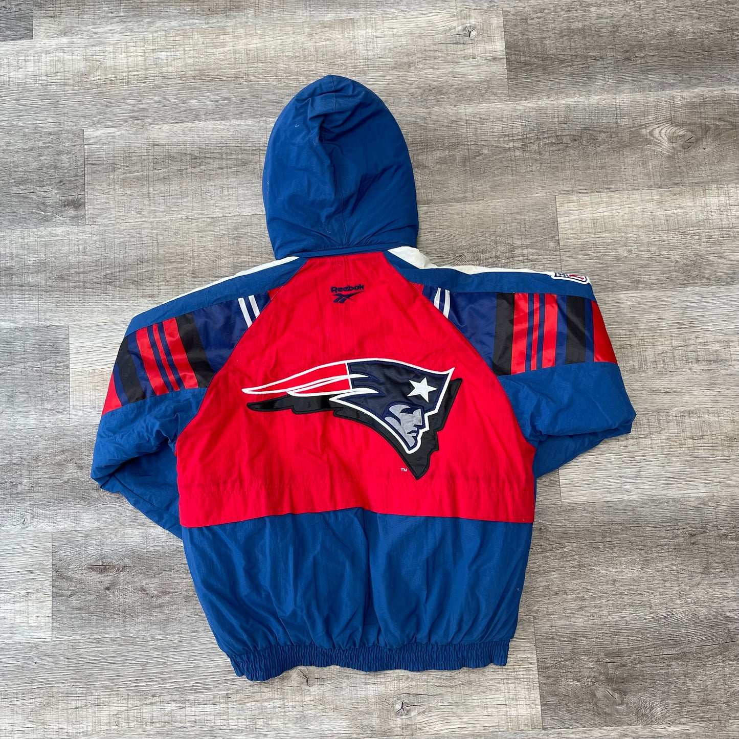 1990s New England Patriots Reebok Jacket Medium