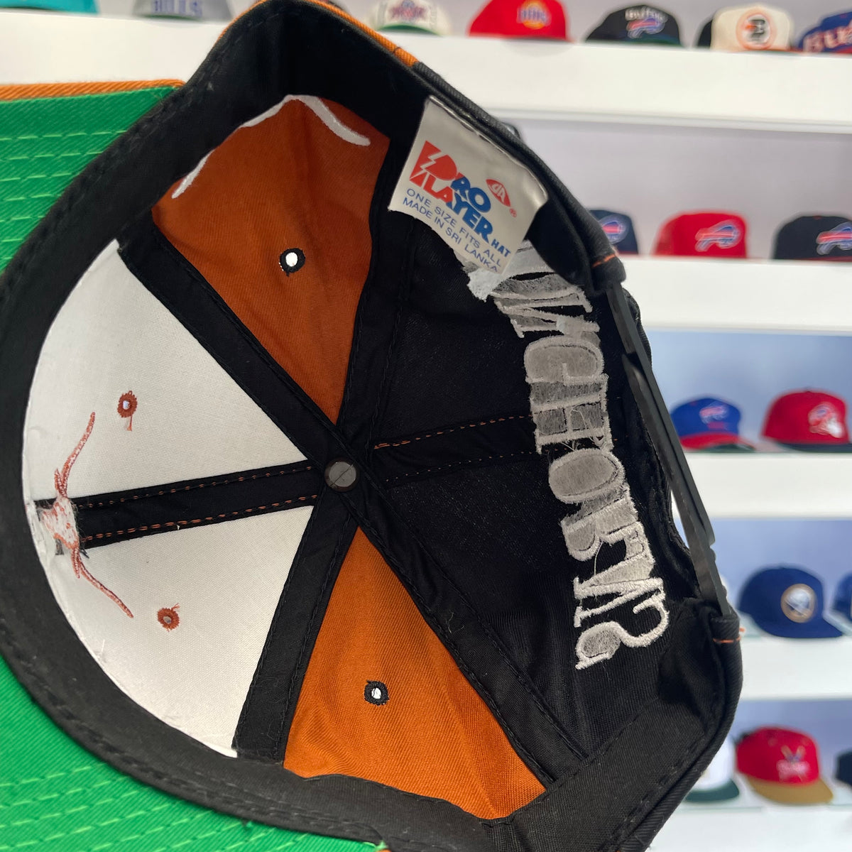 Vintage 1990s Texas Longhorns Pro Player Twill Snap Back