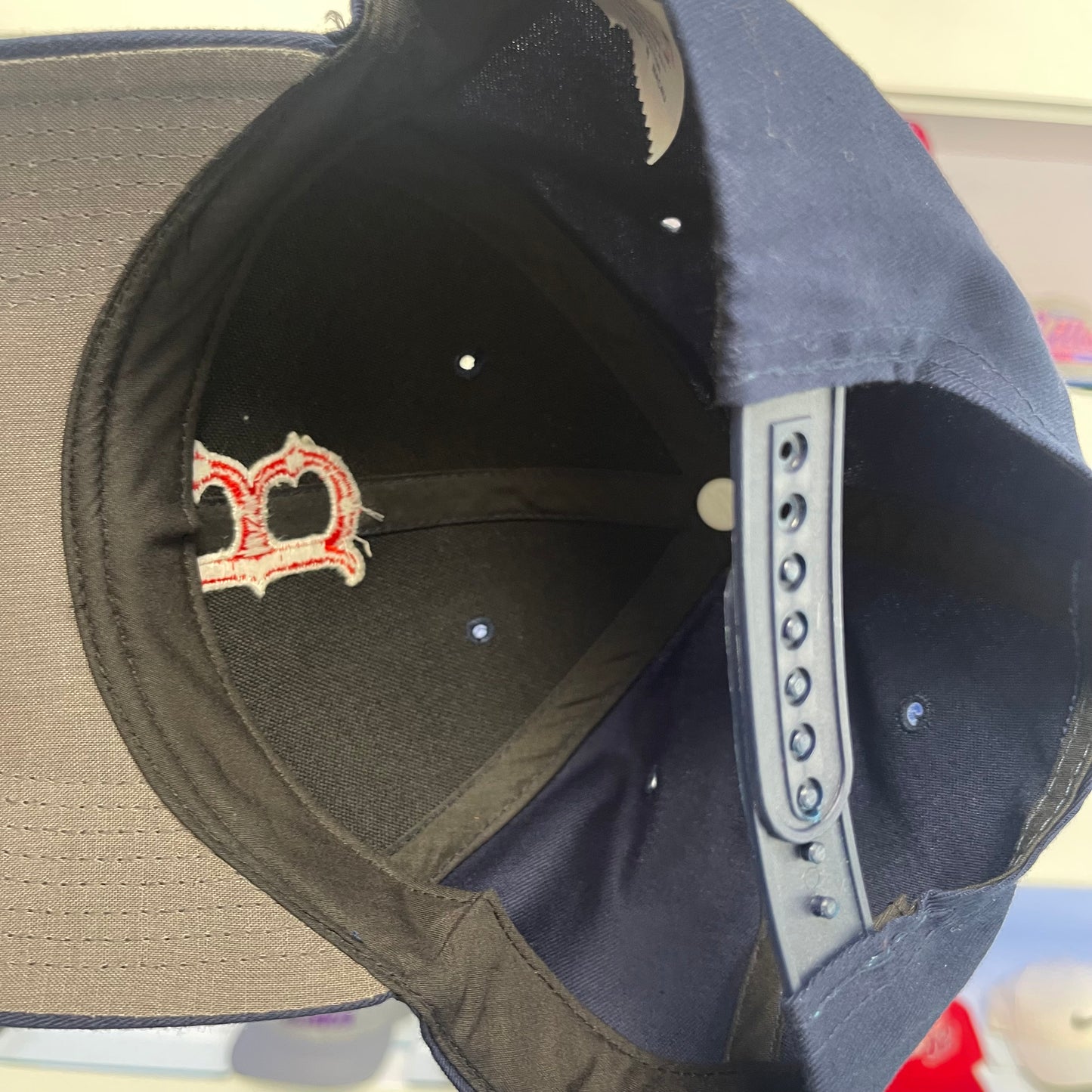 Vintage 1990s Boston Red Sox Twill Snap Back