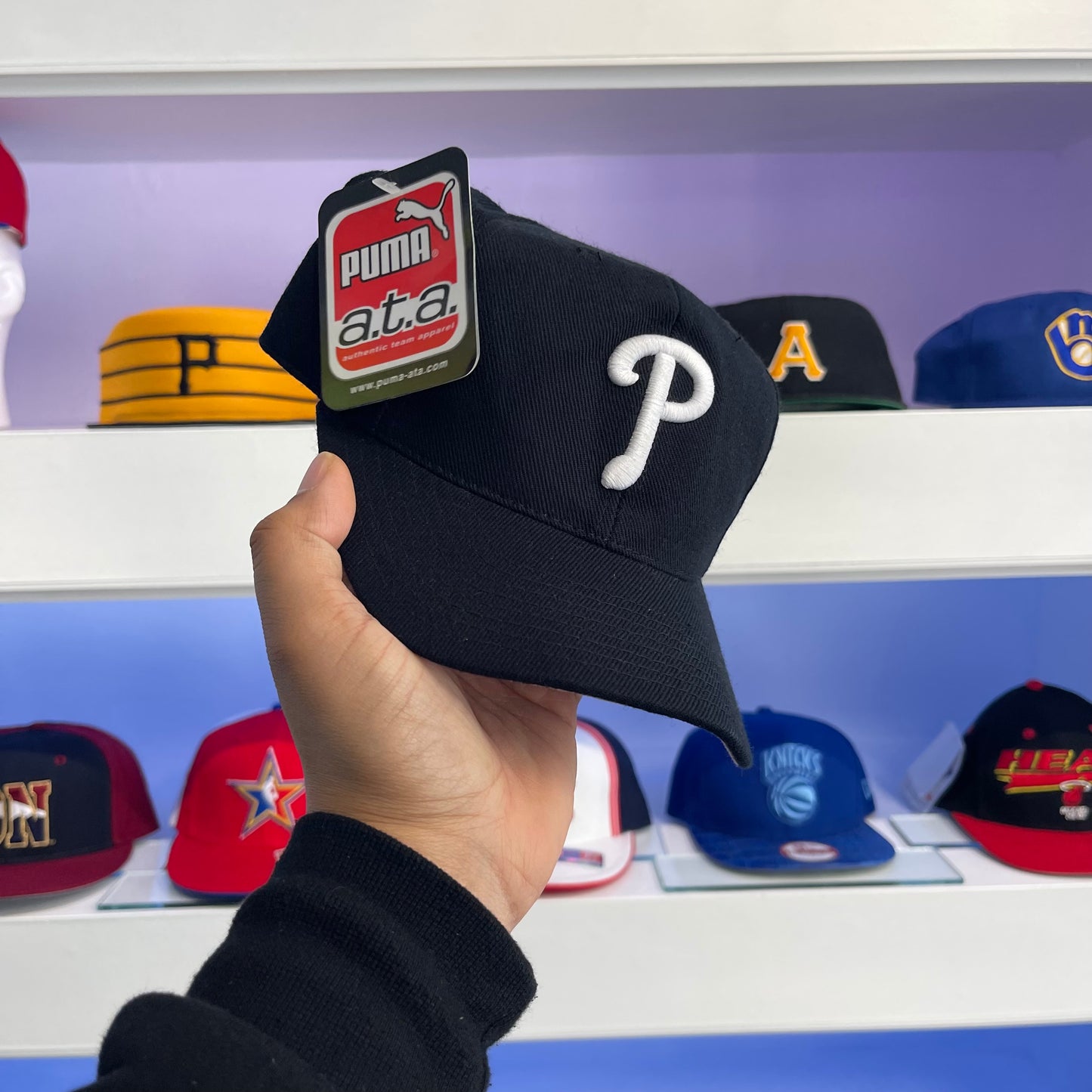 Vintage MLB Philadelphia Phillies Puma Snap Back