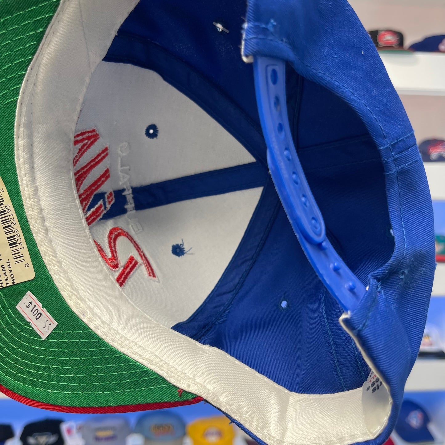 Vintage 1990s NFL Buffalo Bills Script Sports Specialties Twill Snap Back NWT