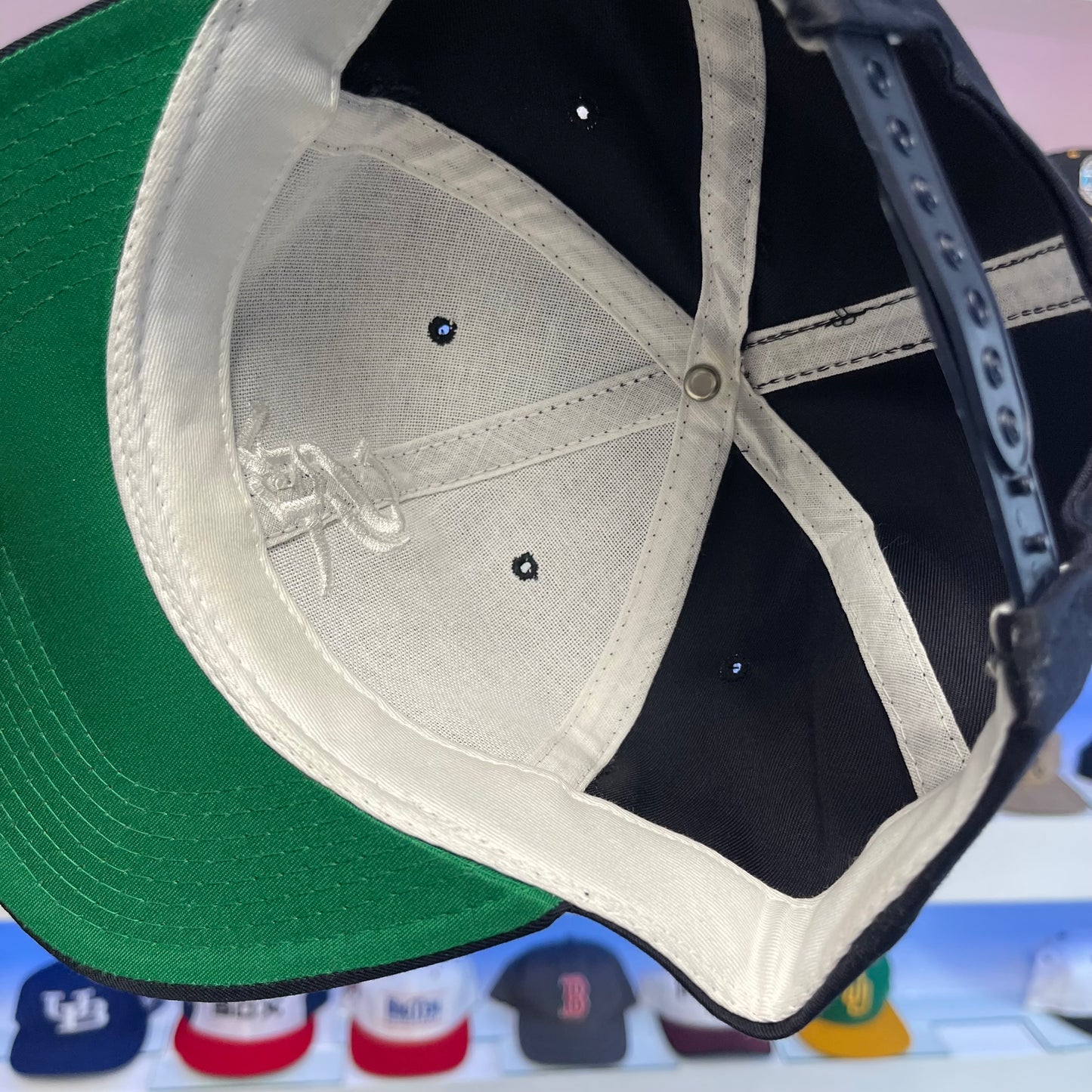 Vintage 1990s MLB Chicago White Sox Twill Snap Back