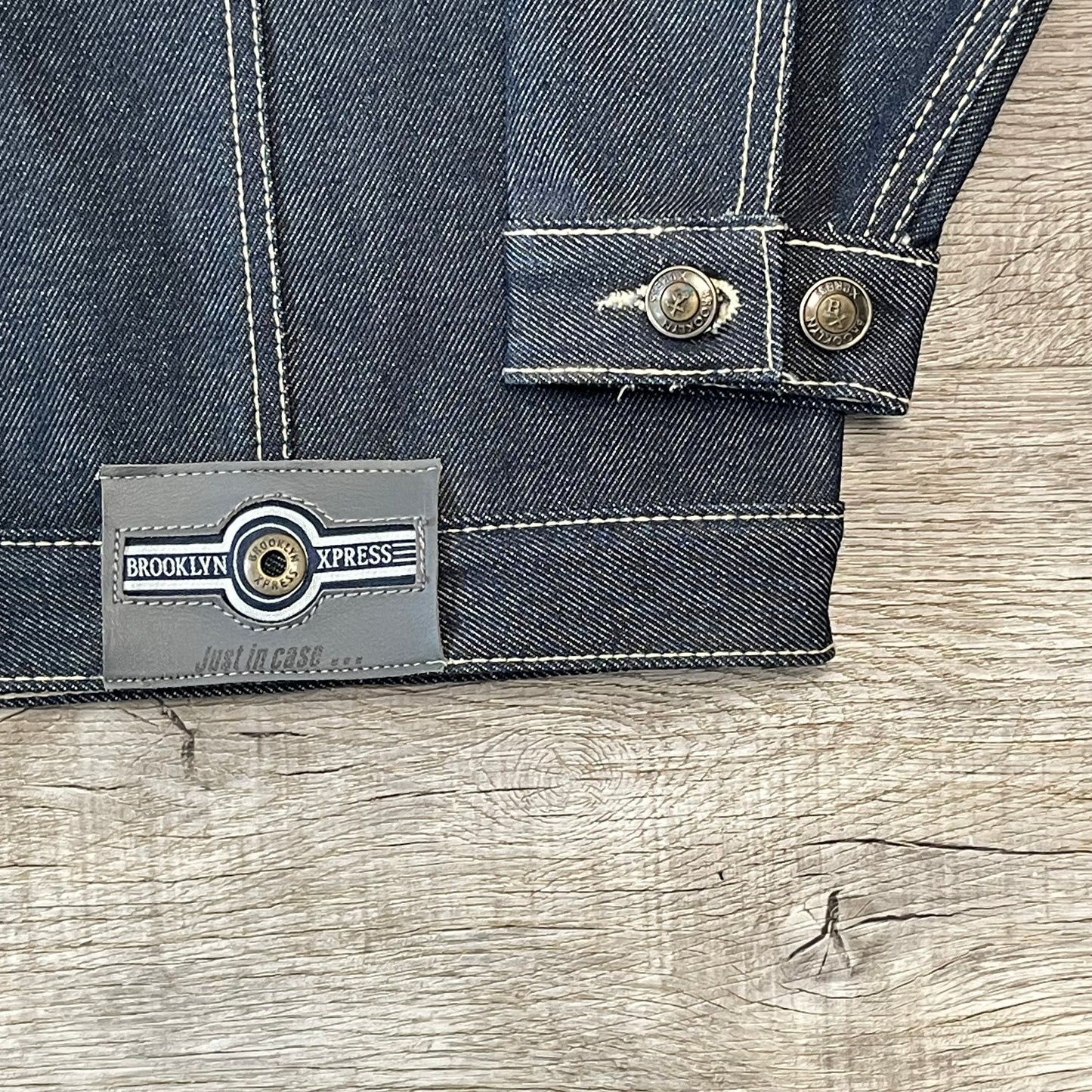 Vintage 2000s Brooklyn Express Denim Jacket Size Medium