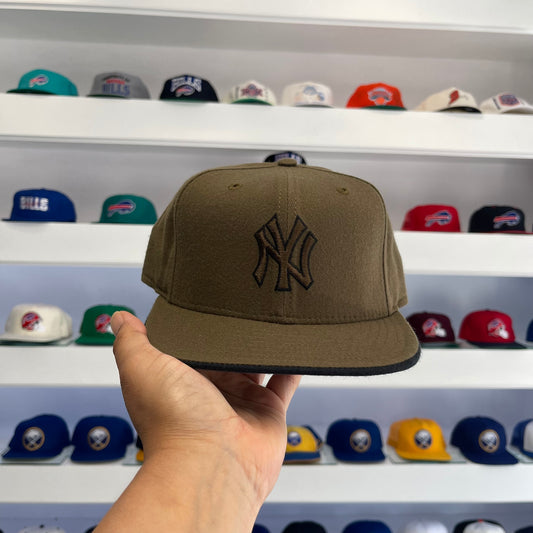Vintage MLB New York Yankees Wool Fitted Size 7 3/8