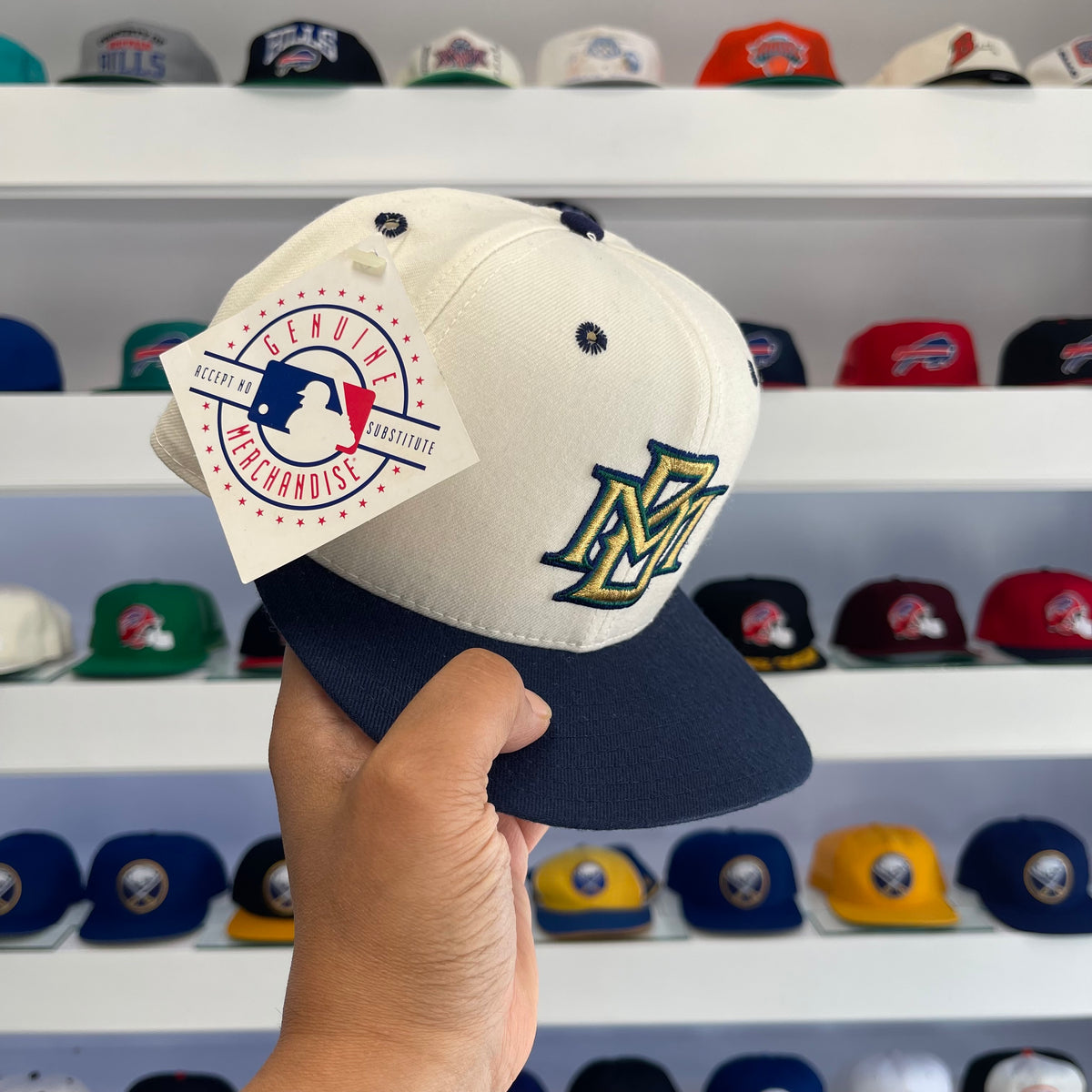 Vintage 1990s MLB Milwaukee Brewers Wool Snap Back White Dome NWT